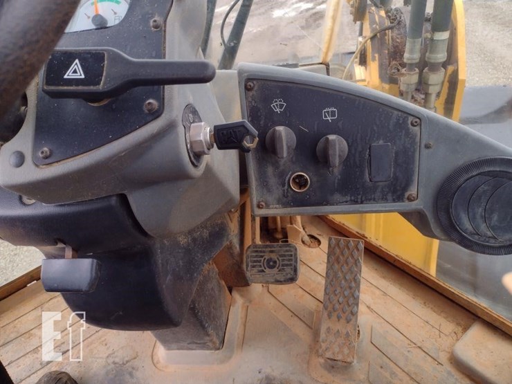 2003-caterpillar-it28g-image-8