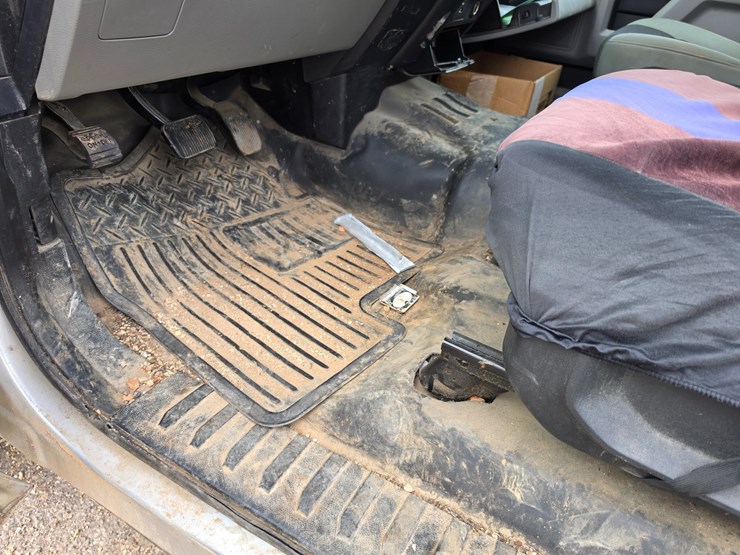 2016-ford-f150-image-37