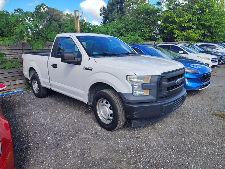 2017-ford-f150-image-1