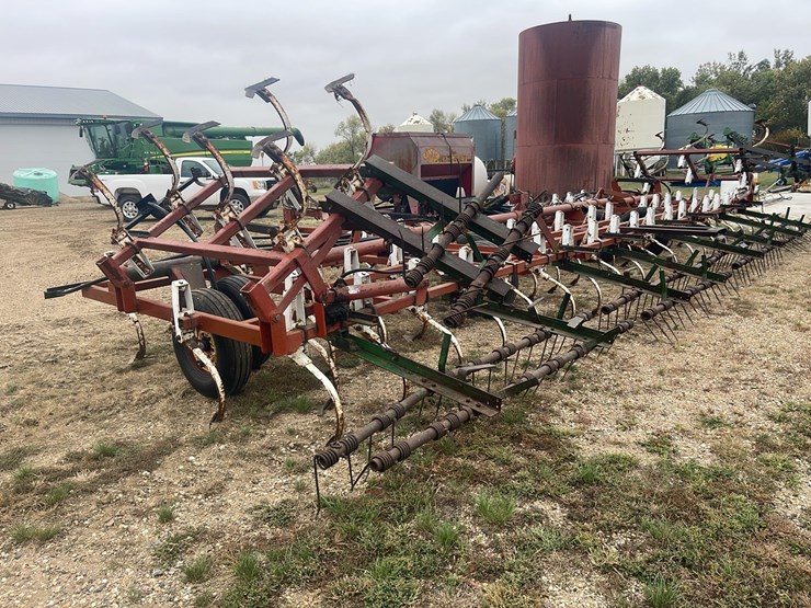 willrich-42ft-field-culitvator-image-11