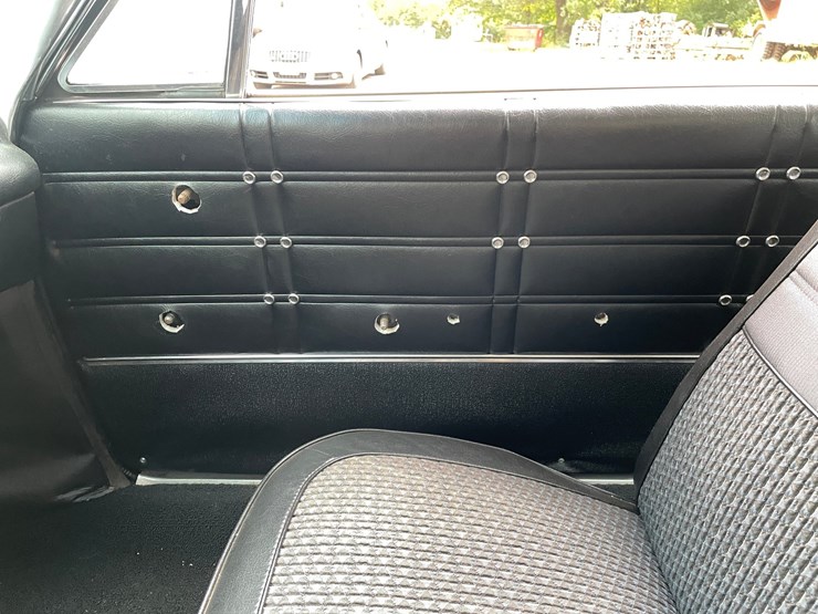#7000-•-1963-chevy-impala-(has-wi-title)-(colfax,-wi)-image-70