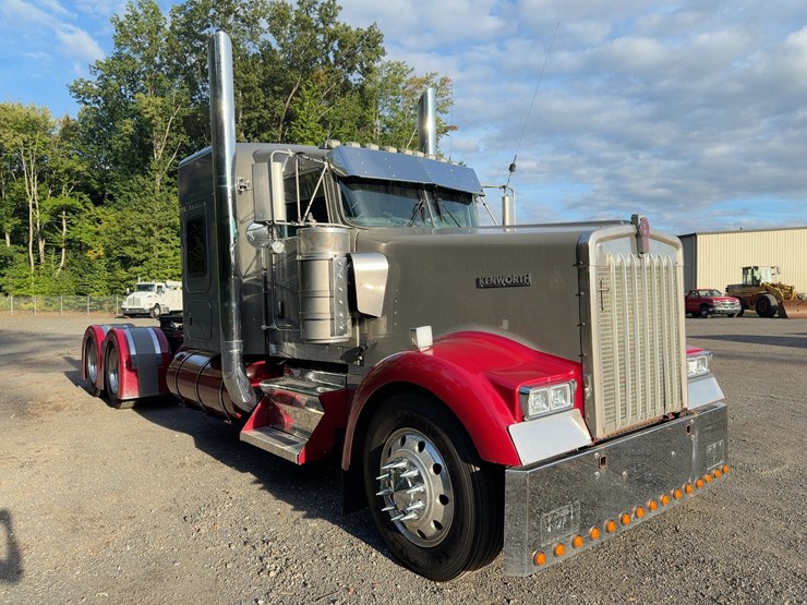 2002-kenworth-w900-image-7
