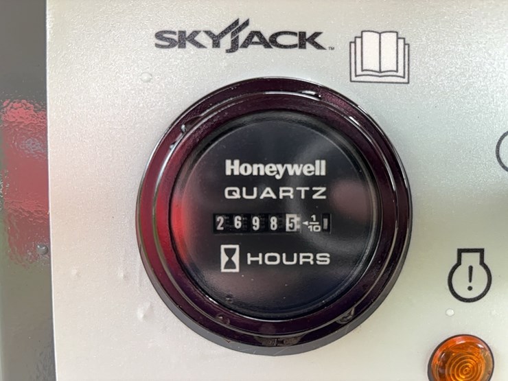 2016-skyjack-sj63aj-image-11