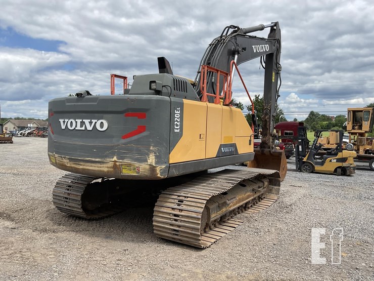 2016-volvo-ec220el-image-4