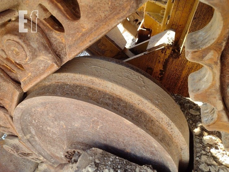 2004-caterpillar-d6r-xl-image-31