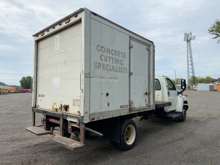2007-gmc-c5500-s/a-box-truck-image-5