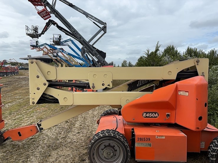 jlg-e450aj-image-5