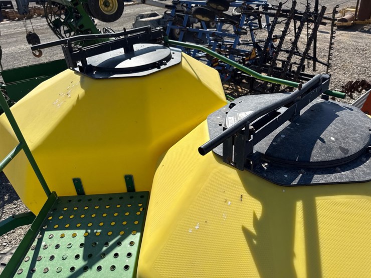 john-deere-1890-image-36