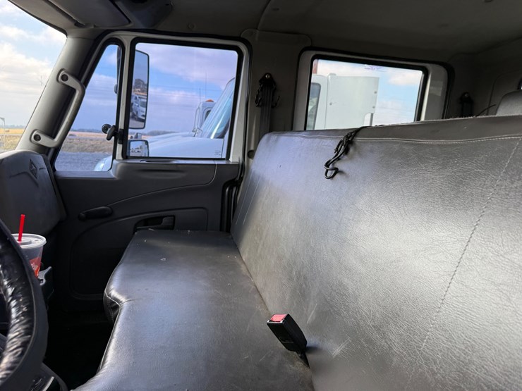 2013-international-durastar-4300-image-116