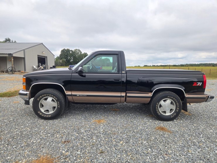 1998-chevrolet-k1500-image-3