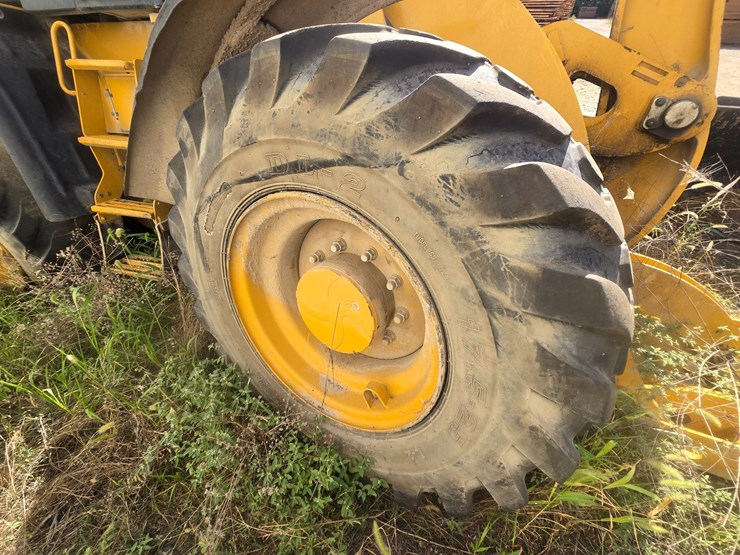 2015-caterpillar-914k-image-50