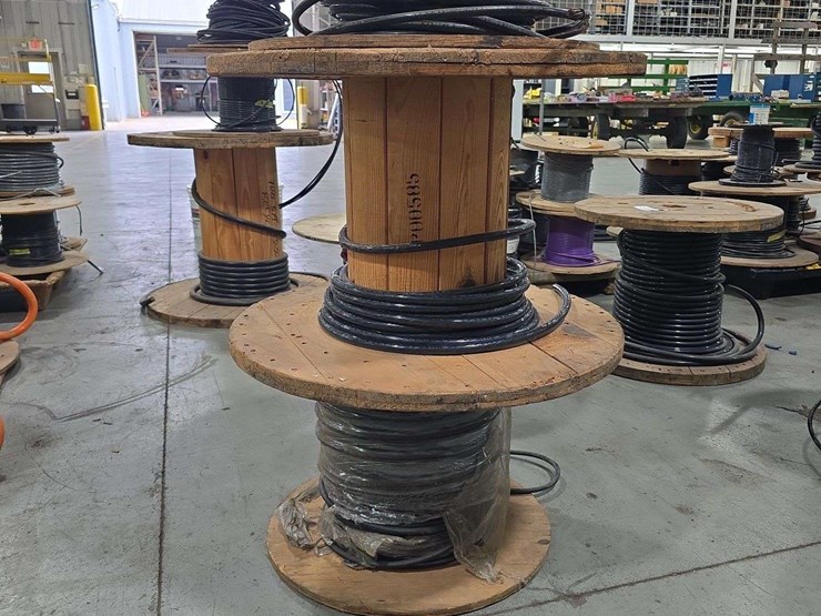 essex-2/0-awg-wire,-type-t90-nylon-or-twn75(gas-and-oil-res.,-and-roll-of-copper-wire-image-3