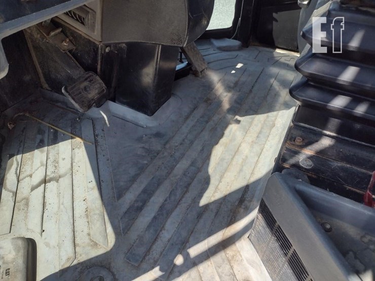 2006-caterpillar-930g-image-15