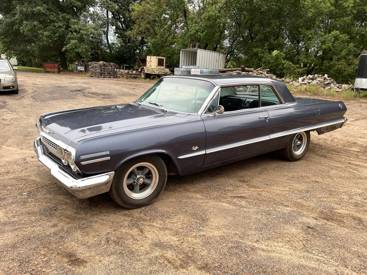 #7000-•-1963-chevy-impala-(has-wi-title)-(colfax,-wi)-image-1