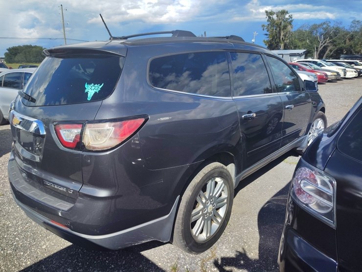 2014-chevrolet-traverse-image-4