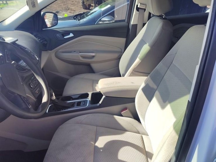 2017-ford-escape-image-6