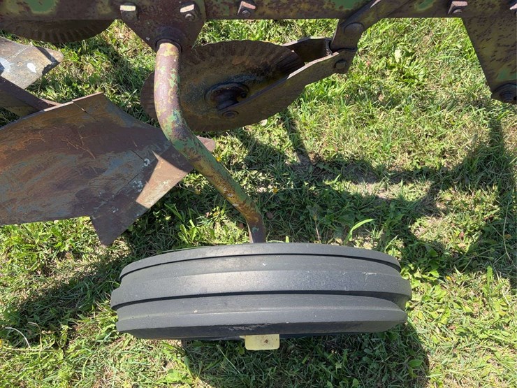 john-deere-14-image-25