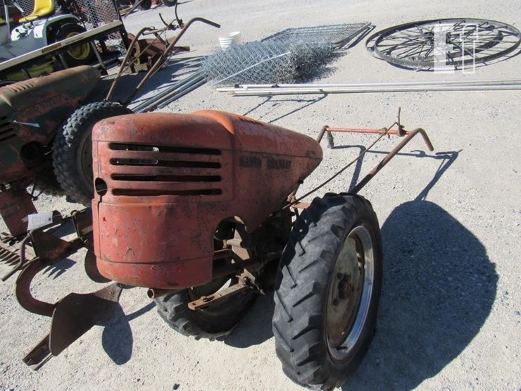 david-bradley-tractor-77962-image-2