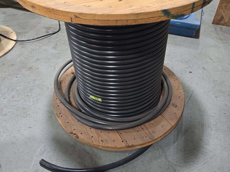 large-spool-of-south-wire,-power-cable,-4/0,-epr-5ku,-mv90-wet-or-dry-image-1