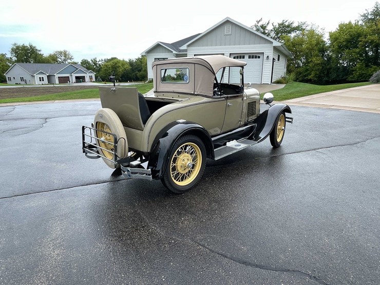 1928-ford-model-a-image-5