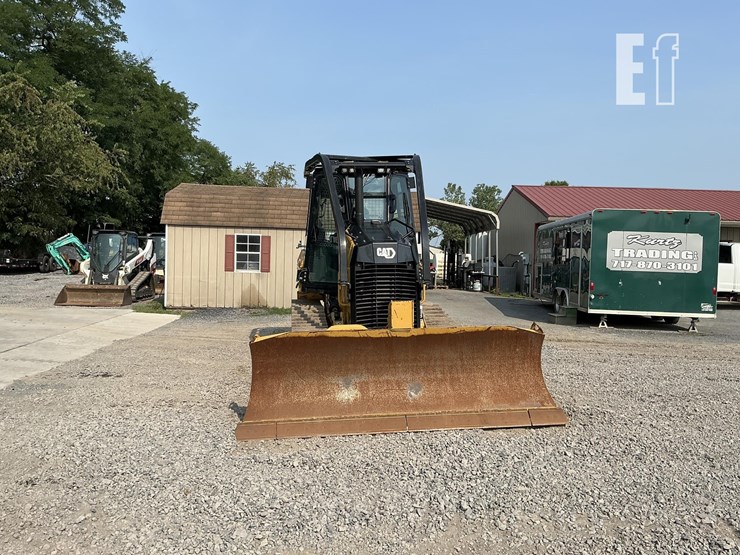 2023-caterpillar-d1-image-7