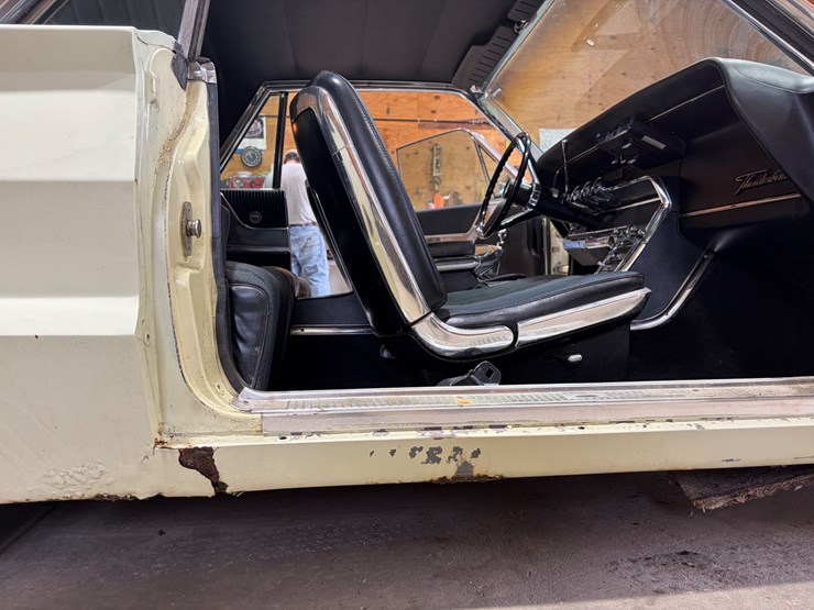 #4800-•-1965-ford-thunderbird-(wi-title)(hartford,-wi)-image-16