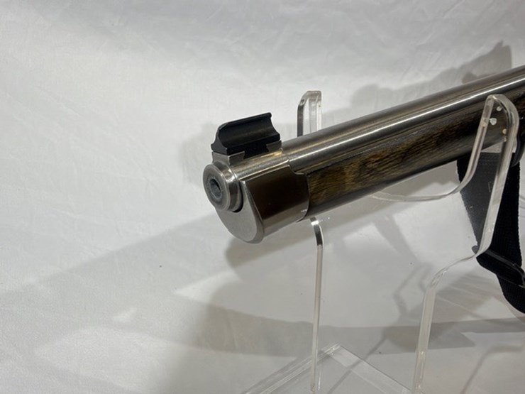 #8-•-ruger-10-22-rifle-image-3