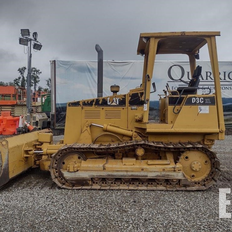 1995 CATERPILLAR D3C XL III