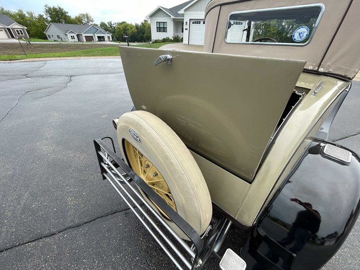 1928-ford-model-a-image-31