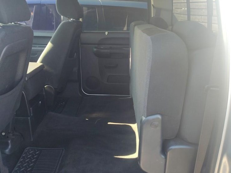 2011-chevrolet-silverado-1500-image-5