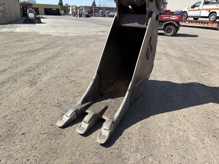 takeuchi-tb1140-image-14