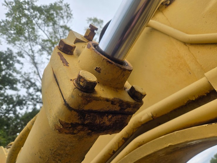 caterpillar-621-image-63