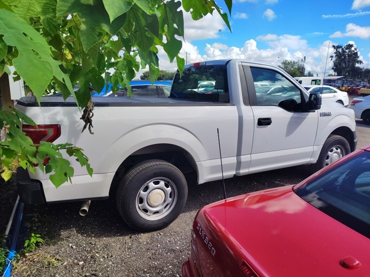 2017-ford-f150-image-4
