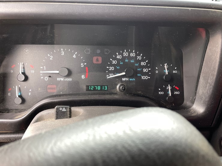 2000-jeep-wrangler-sport-image-62