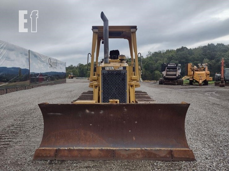 1995-caterpillar-d3c-xl-iii-image-2