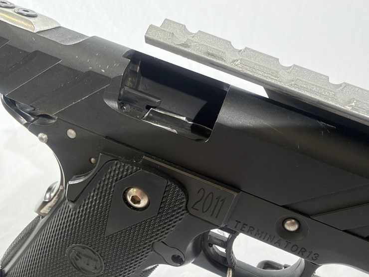 #5-•-sti-international-2011-pistol-image-33