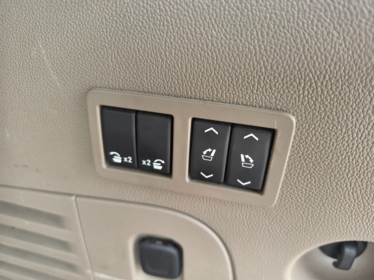 2015-gmc-yukon-image-64