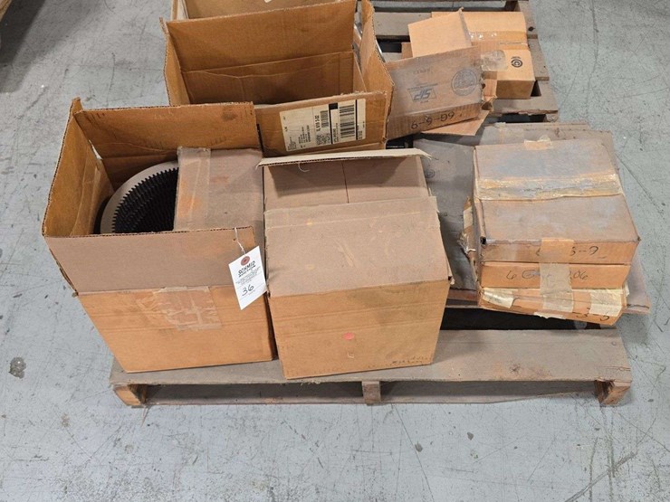 pallet-full-of-gear-bearings,-9-1/2''-wide-image-1