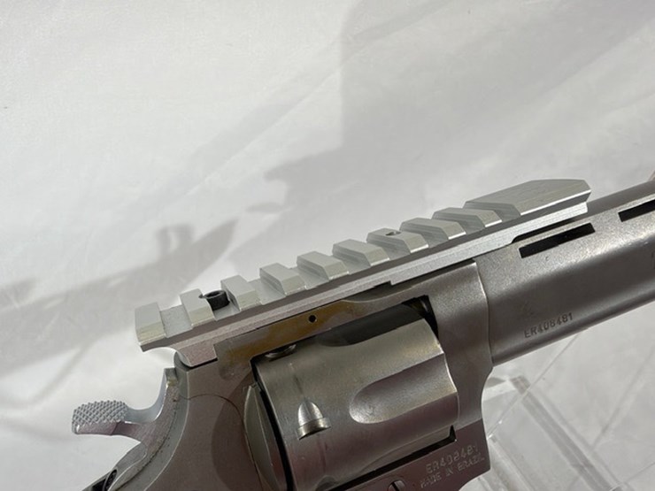#20-•-taurus-tracker-revolver-image-24