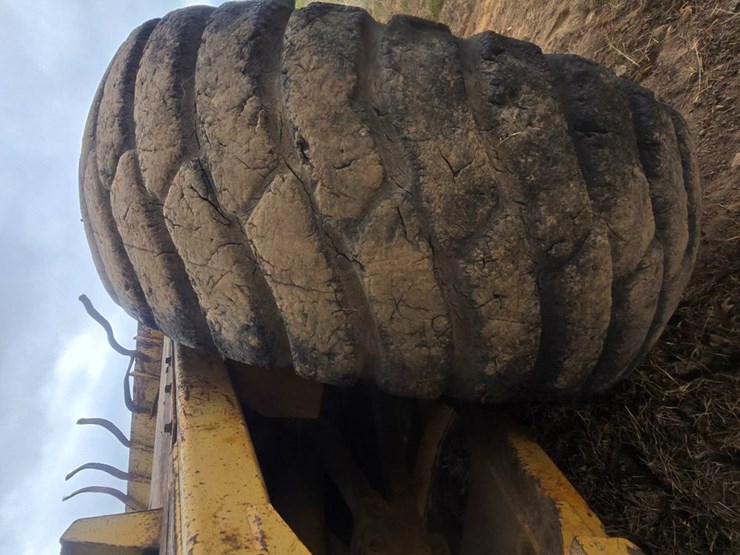 caterpillar-621-image-82