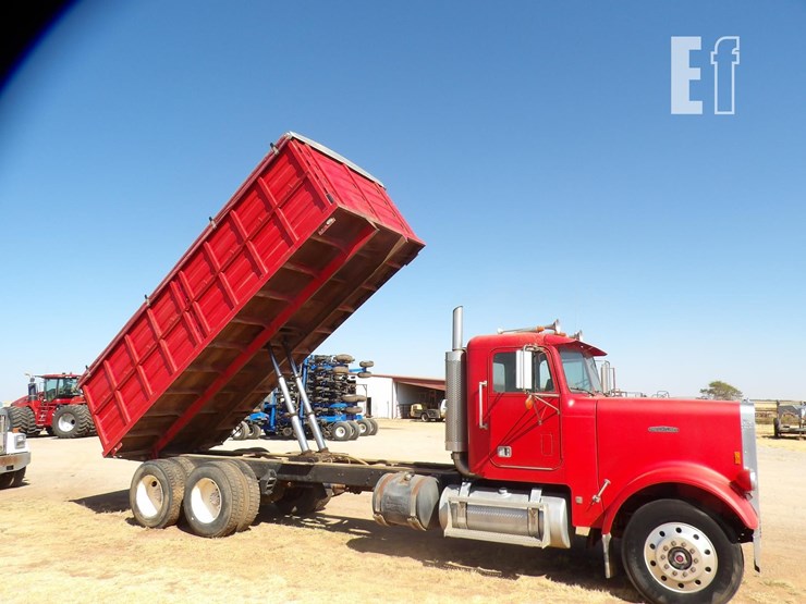 1984-freightliner-flc120-image-1
