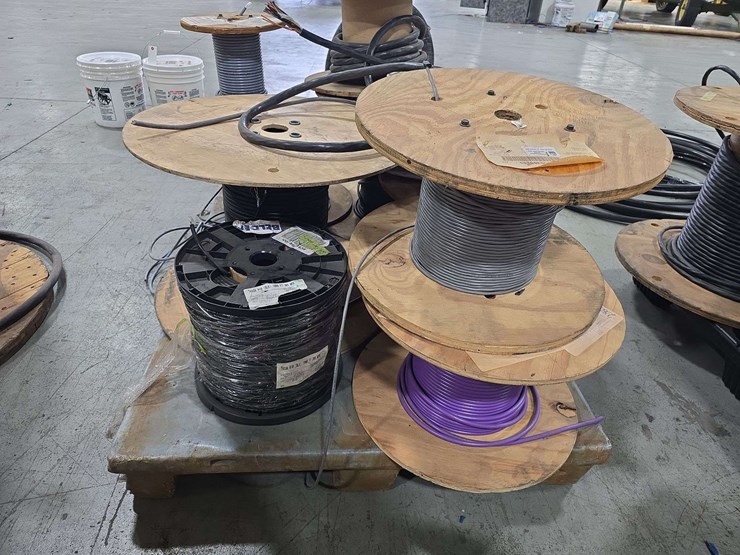 pallet-of-various-size-wires,-24awg-2-pair,-jkt-grey-300-volt,-60c-rohs,-belden-wire-and-cable-company,-18-awg-wire,-image-1