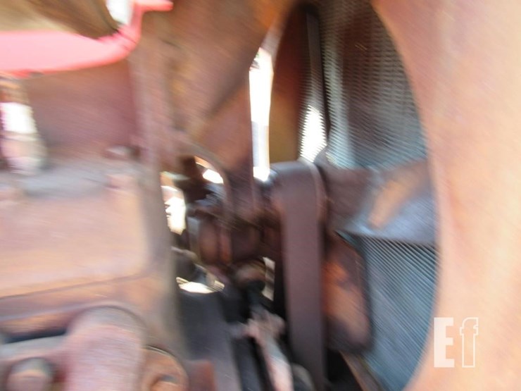 fordson-tractor-76934-image-17
