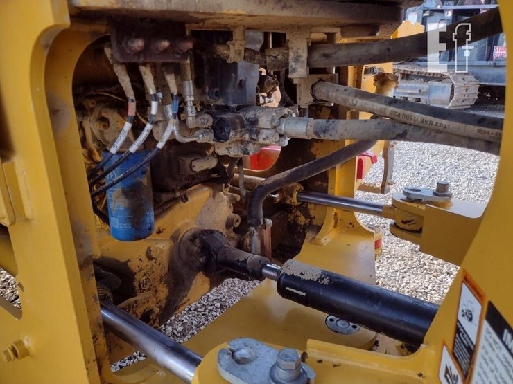deere-544-p-tier-image-34