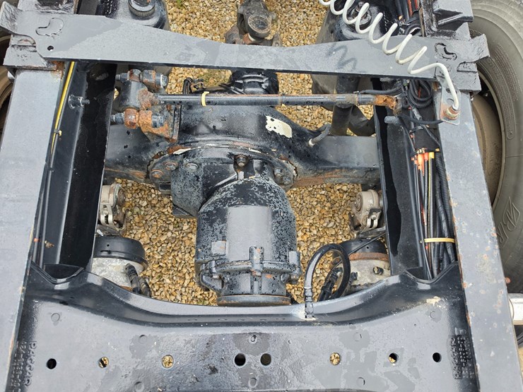 2018-peterbilt-389-image-94