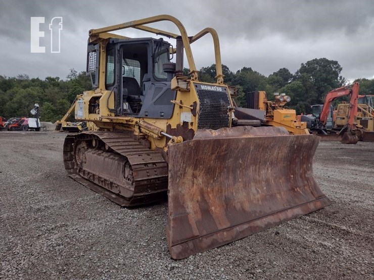 komatsu-d61ex-15e0-image-39