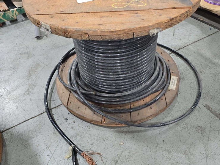 hd-roll-of-thick-heavy-hauge-multi-stranded-copper-electrical-wire,-image-2