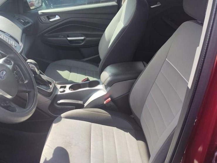 2014-ford-escape-image-7