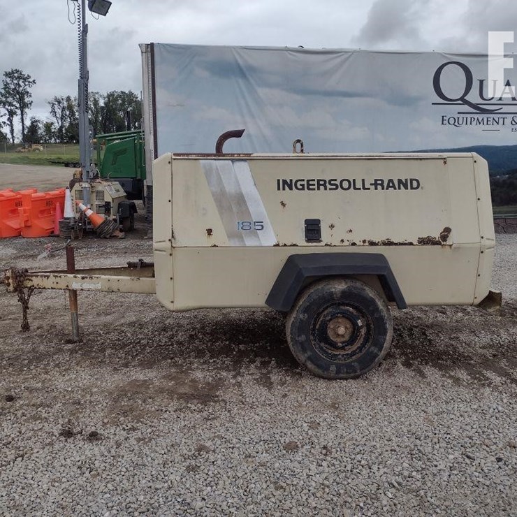 1995 INGERSOLL-RAND XP185WJD