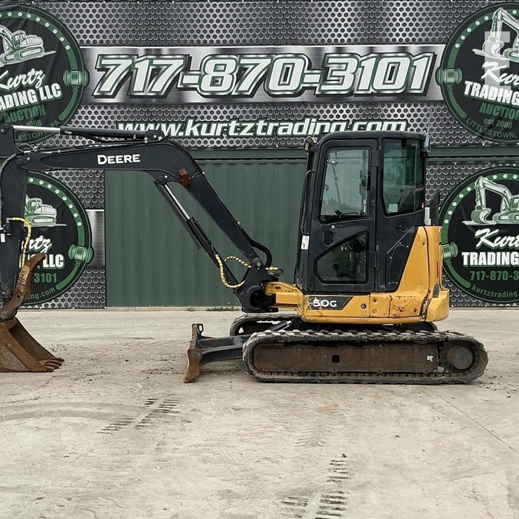 2022 DEERE 50G